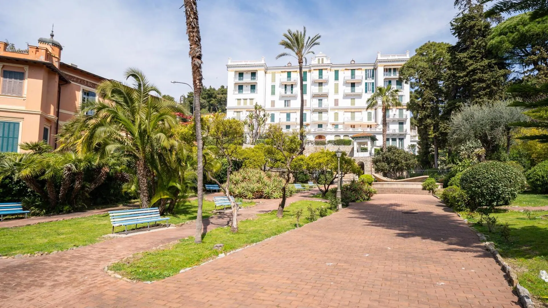 Pool And Relax At Casa Ilenia Apartment Bordighera Italy